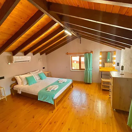 Ihtiyarsoeguet Vilă Marmaris